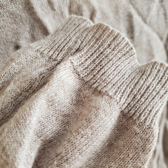 Soft Feel Ruffle Collar Sweater - Picture 5 of 5